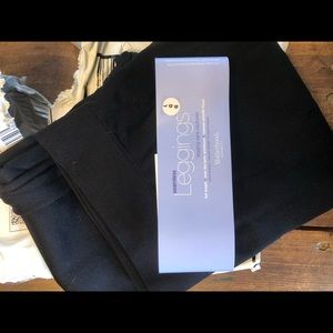 Motherhood Maternity Leggings